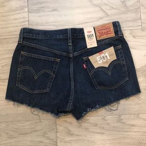 LEVI’S 501 Mid Rise Shorts NWT